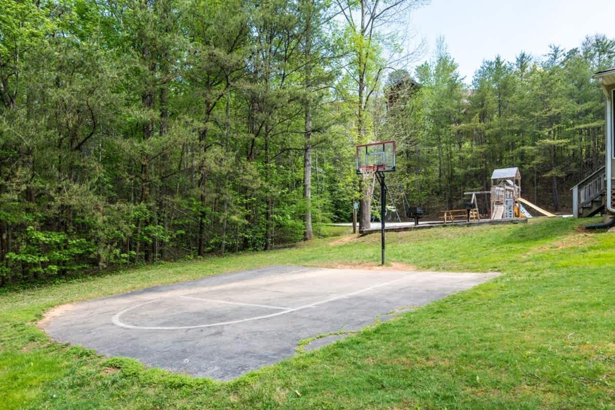 Mountain Twilight Villa Gatlinburg Exterior photo